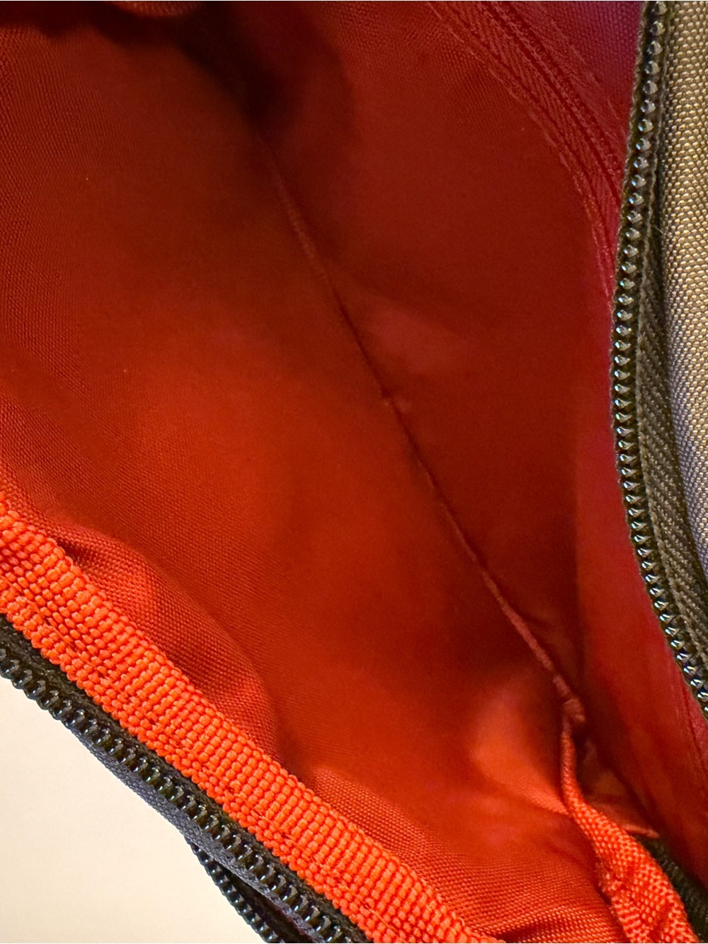 Baggallini Triple Zip crossbody belt bag in chocolate brown nylon - Picture 5 of 10
